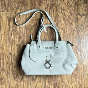 Like new! Reaction Kenneth Cole purse